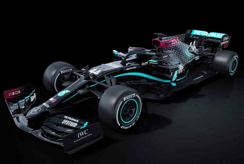 F1: El nuevo 'look' de Mercedes en su lucha contra el racismo