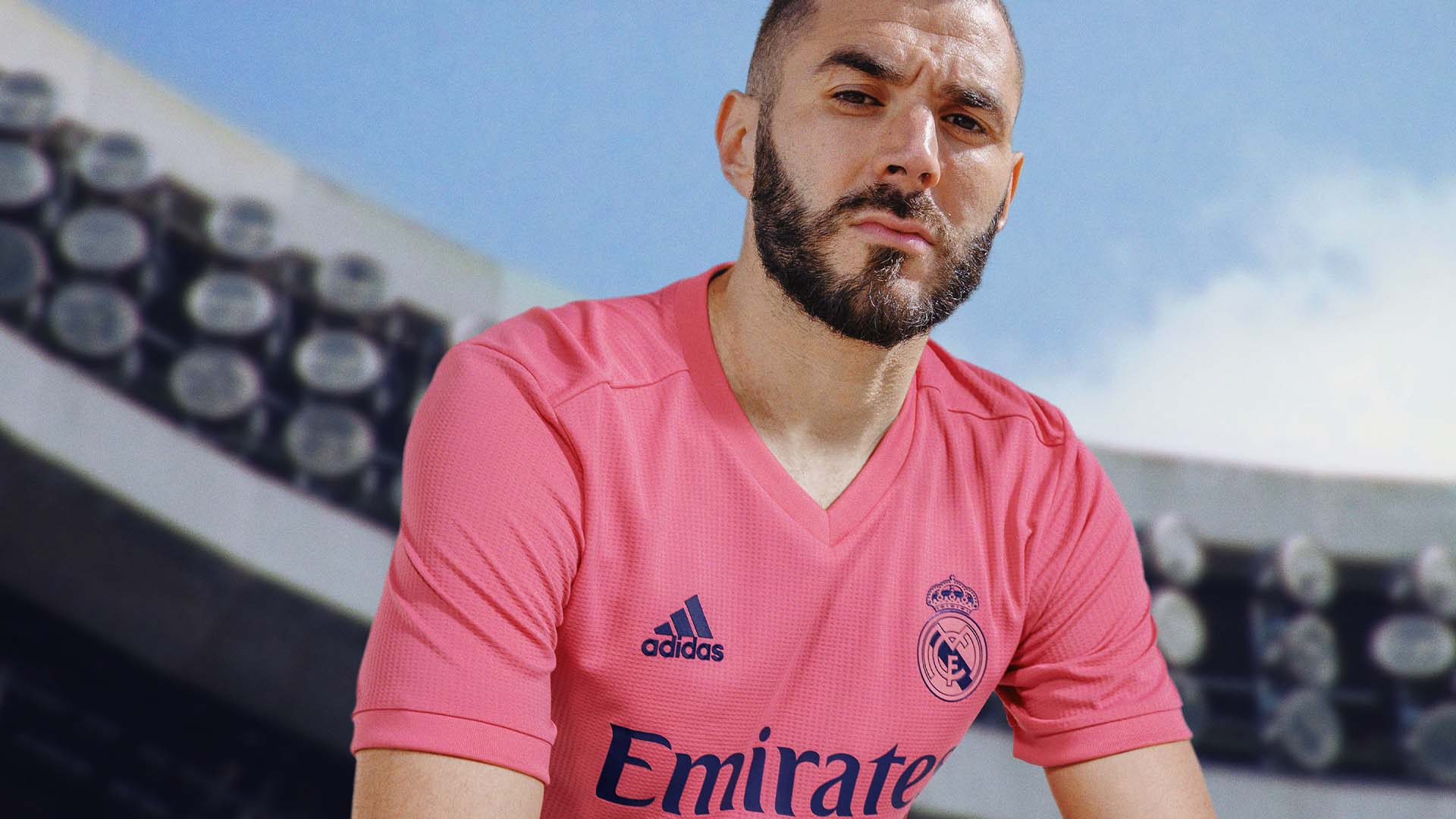 bibliotecario Tiranía Inspiración Conoce la nueva camiseta rosa del Real Madrid campeón! - UNANIMO Deportes