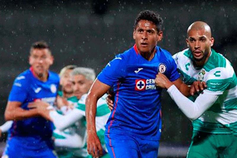 Cruz Azul y Santos Laguna buscan bañarse de gloria en la Liga MX