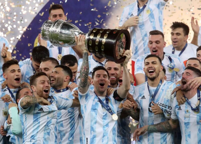 Argentina celebrando la Copa América