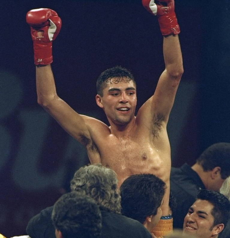 Oscar de la Hoya branded the Cinco de Mayo date to celebrate boxing.