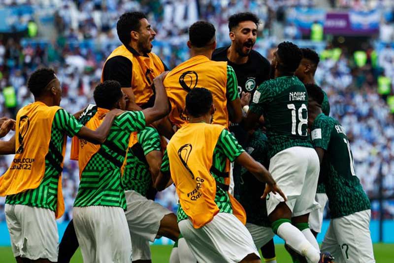 Arabia Saudita le dio la vuelta a Argentina en la primera sorpresa del Mundial de Qatar 2022.