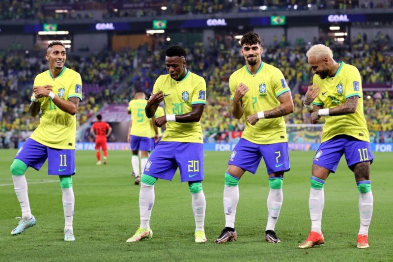 Los bailes de los jugadores de la Selección Brasileña al celebrar goles.