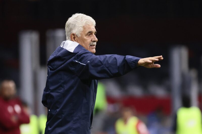 "Lo iba a golpear", ex jugador confesó agredir al `Tuca´ Ferretti Tuca Ferretti le tiró con todo a la Selección Mexicana