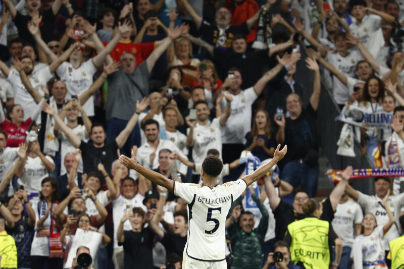 Jude Bellingham celebra su gol con Real Madrid.