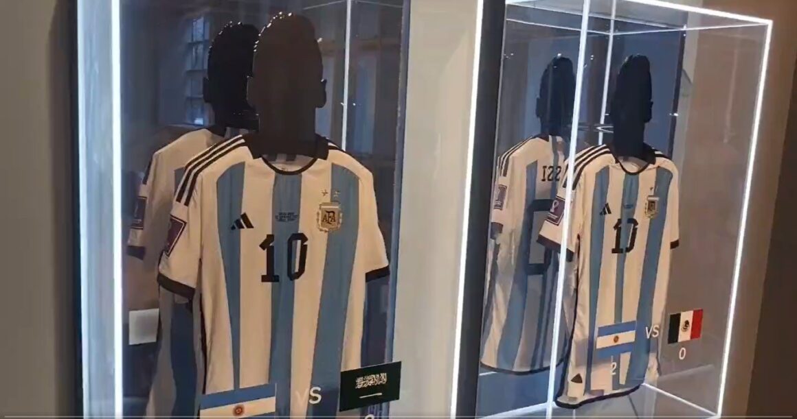 Camisetas de Messi en Qatar 2022 subastadas en una fortuna
