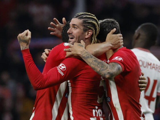 Atlético de Madrid a semis gracias a Memphis Depay y al VAR Atlético de Madrid a semis gracias a Memphis Depay y al VAR