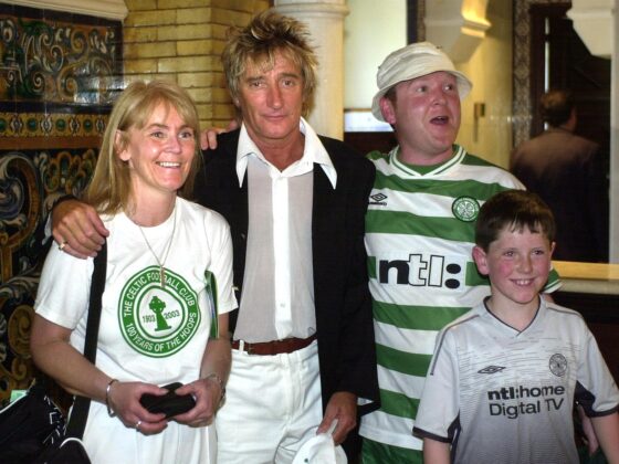 Rod Stewart: De jugar en el Brentford a triunfar como Rock Star Rod Stewart: De jugar en el Brentford a triunfar como Rock Star