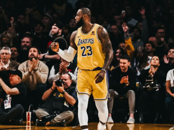 Impactante imagen de LeBron James tras jugar 20 años en la NBA Lebron James de Los Ángeles Lakers el All Star más longevo en la NBA. (Foto: Instagram @kingjames)