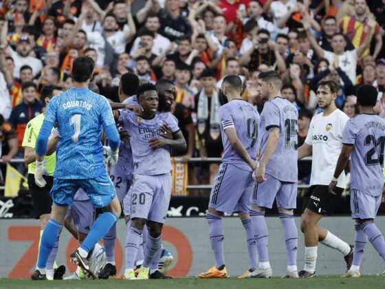 Valencia vs Vinicius: Le niegan el acceso a Netflix Valencia vs Vinicius: Le niegan el acceso a Netflix