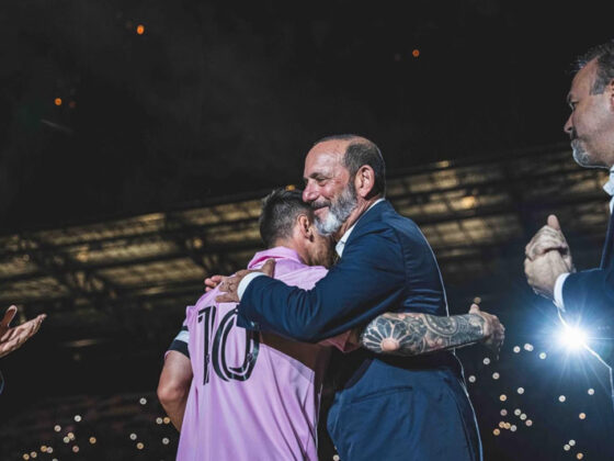 La MLS estudia fichar a otro refuerzo parecido a Messi Don Gaber, comisionado de la MLS