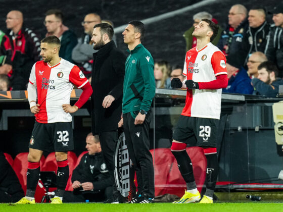 Feyenoord y Santiago Giménez no pueden con la Roma Feyenoord y Santiago Giménez no pueden con la Roma