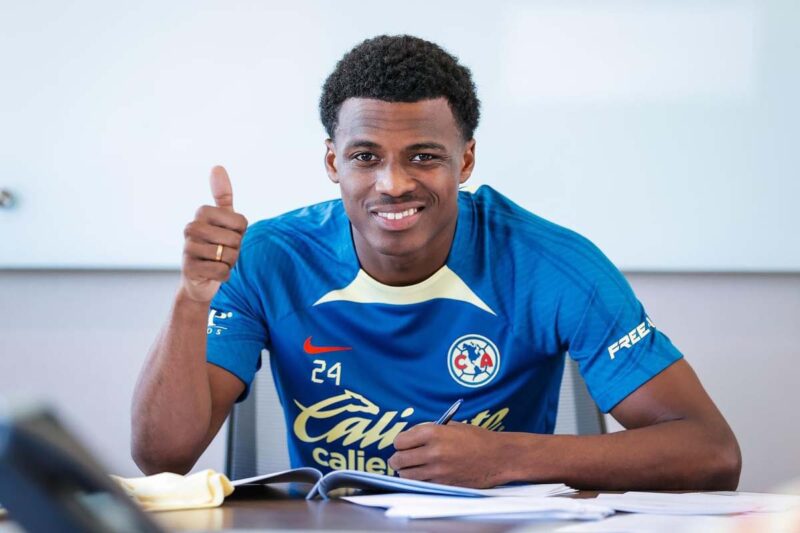 Dilrosun eligió al América por ser el más grande de México Dilrosun eligió al América por ser el más grande de México