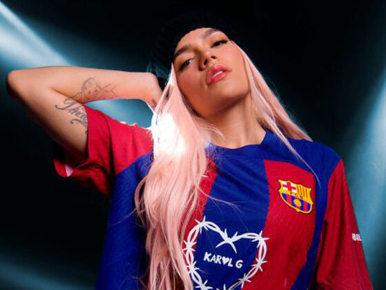 El Clásico: Barcelona y los artistas que aparecieron en su camiseta El Club Barcelona anuncia que lucirá el logo de la cantante Karol G