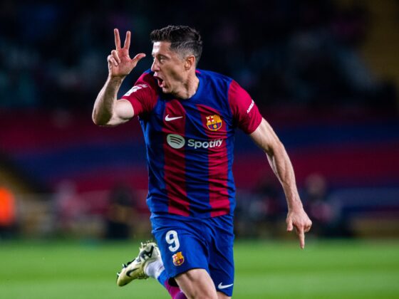Hat-Trick de Robert Lewandowski y el Barcelona es segundo Robert Lewandowski