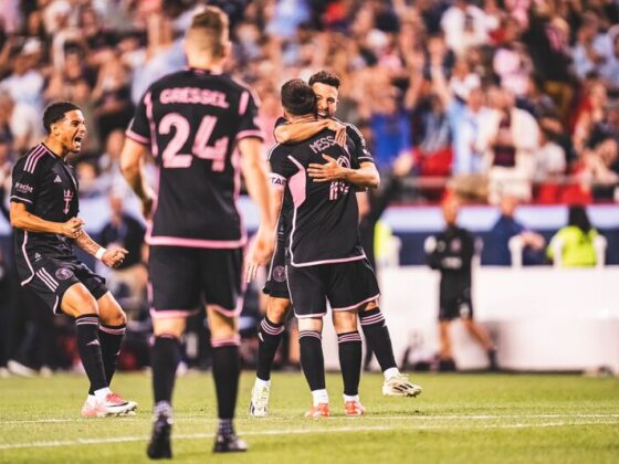 Golazo de Messi; Inter Miami le gana al Sporting Kansas City Lionel Messi con el Inter Miami ante el Sporting Kansas City en la MLS. (Foto: Inter Miami CF)