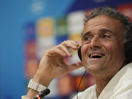 Luis Enrique quisiera que Xavi Hernández lo dirigiera Luis Enrique, durante la rueda de prensa. EFE/Alejandro García