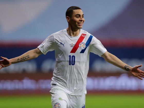Copa América: Estrella de Paraguay, Miguel Almirón Miguel Almirón