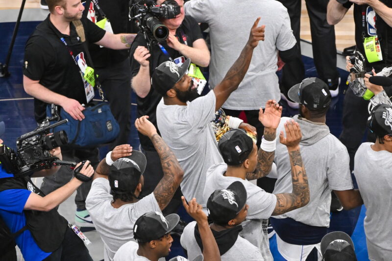 ¡Los Dallas Mavericks de Luka Dončić clasifican a las Finales de NBA!