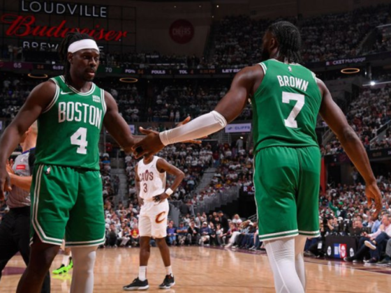 Celtics suman otra victoria ante Cavaliers y se acercan a la Final Celtics suman otra victoria ante Cavaliers y se acercan a la Final
