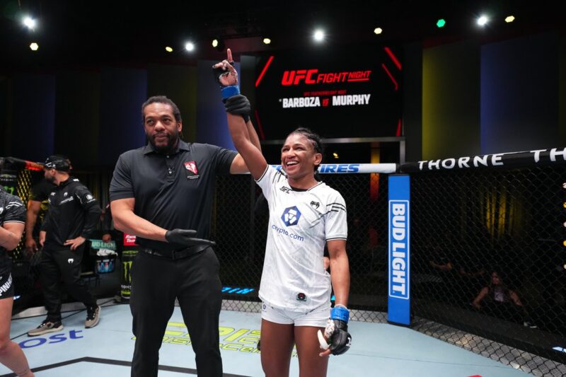 UFC Fight Night: Lerone Murphy no frena su ascenso UFC Fight Night: Lerone Murphy no frena su ascenso