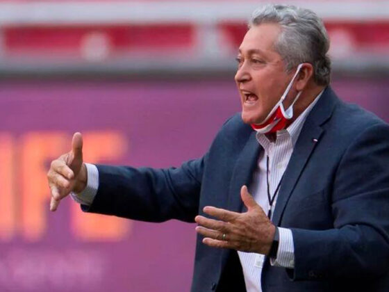 Una firma separa a Víctor Manuel Vucetich del Mazatlán Mazatlán negocia con el técnico Víctor Manuel Vucetich