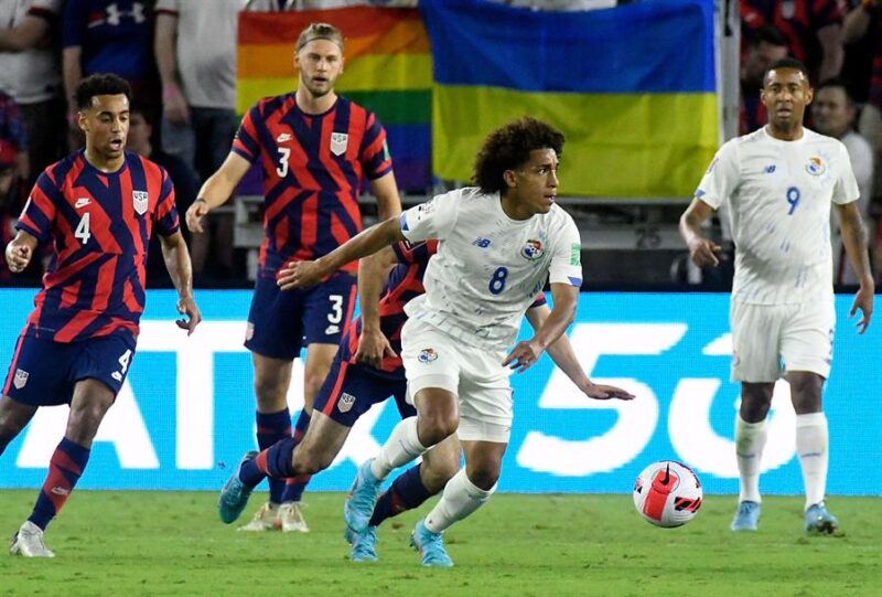 Copa América: Estrella de Panamá, Adalberto Carrasquilla Adalberto Carrasquilla