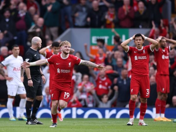 VIDEO: Golazo de Harvey Elliot para victoria del Liverpool liverpooll