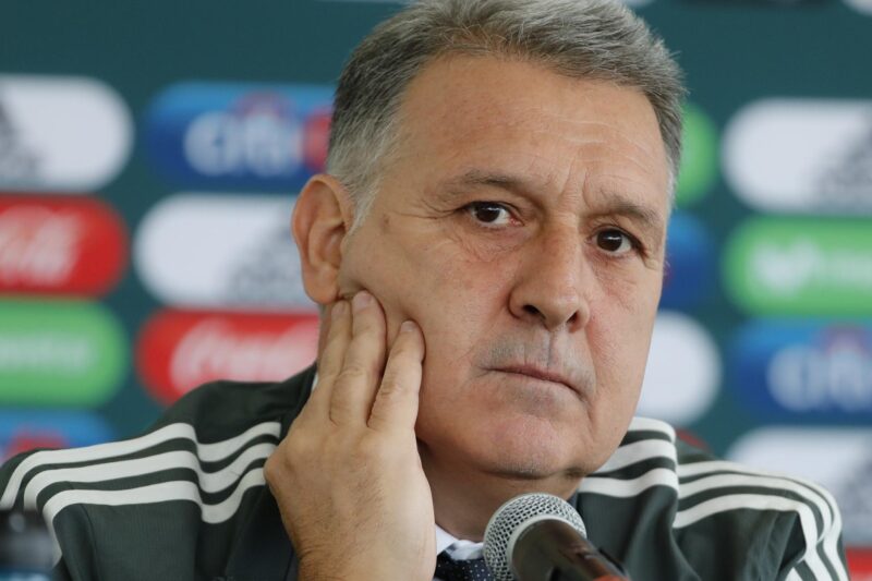 Fotografía de archivo del entrenador argentino Gerardo Martino, quien este viernes dijo a periodistas que no cree que Inter Miami tenga posibilidades de reforzar la plantilla que dirige con su compatriota Ángel Di María. EFE/José Méndez.