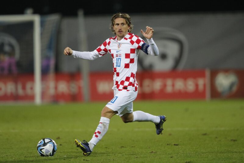 Imagen de archivo de Luka Modric con la selección de Croacia. EFE/EPA/TOMS KALNINS