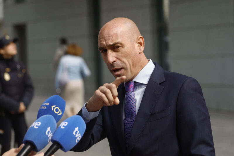 Luis Rubiales y el audio que involucra a Lionel Messi y Piqué Luis Rubiales y el audio que involucra a Lionel Messi y Piqué