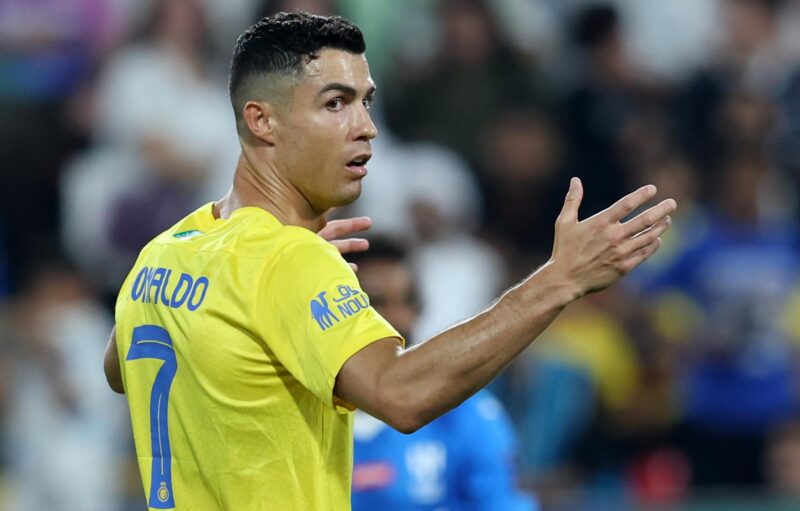 Cristiano Ronaldo falla un penalti en el 96' y su equipo es eliminado Cristiano Ronaldo, en un momento de un partido con el Al-Nassr, con el que se ha proclamado máximo goleador de la Liga saudí. EFE/EPA/ALI HAIDER