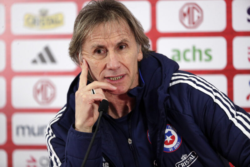 Copa América: Análisis de Chile El director técnico de la selección chilena de fútbol, Ricardo Gareca, ofrece una rueda de prensa este viernes en Santiago (Chile). EFE/Elvis González