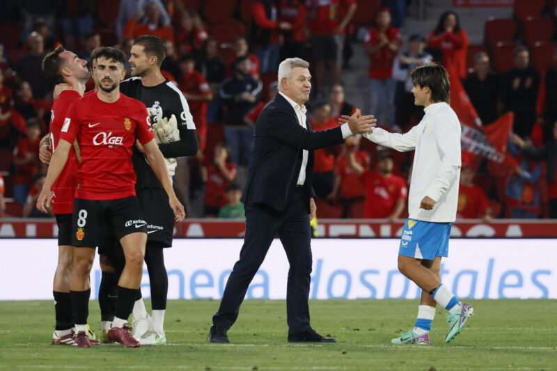 El técnico mexicano del Mallorca, Javier Aguirre, en el estadio de Son Moix en foto de archivo de Cati Cladera. EFE