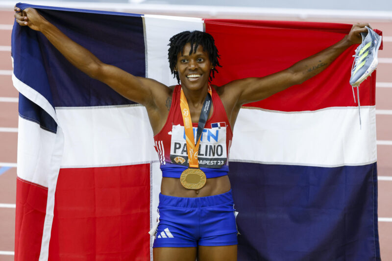 Fotografía de archivo de la dominicana Marileidy Paulino, campeona mundial en los 400 metros y medallista de plata olímipica en esa distancia, principal atracción de la delegación de su país en el Mundial de Relevos de Bahamas, que comenzará este sábado en Bahamas y es clasificatorio para los Juegos Olímpicos de París 2024. EFE/Javier Etxezarreta