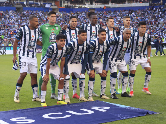 Pachuca y su increíble récord de finales en la Copa de Campeones Fotografía de archivo, tomada el pasado 10 de abril, en la que se registro al equipo títular del Pachuca antes del partido de vuelta de los cuartos de final de la Liga de Campeones de la Concacaf, contra el Herediano de Costa Rica, en el estadio Hidalgo de la ciudad de Pachuca (México). EFE/David Martíne