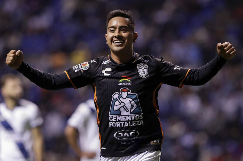 Erick ‘Chiquito’ Sánchez podría ir al Sevilla de España Erick ‘Chiquito’ Sánchez podría ir al Sevilla de España