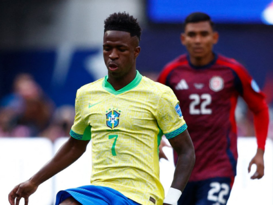 Tunden al árbitro mexicano César Ramos por no marcar penal para Brasil Tunden al árbitro mexicano César Ramos por no marcar penal para Brasil