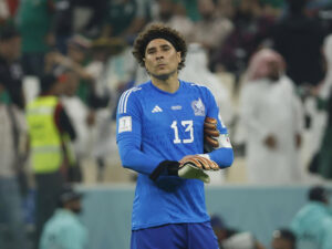 Tuca Ferretti sobre Ochoa: “Están dejando la puerta abierta al muerto” Guillermo Ochoa