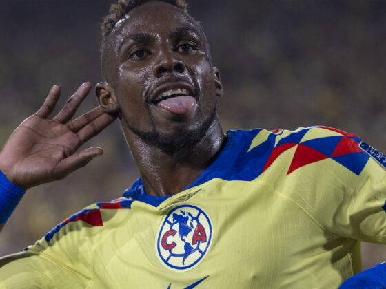 Julián Quiñones se estrena con golazo en el Al Qadsiah árabe Fotografía de archivo del delantero colombiano nacionalizado mexicano Julián Quiñones, quien este jueves ha dejado las filas del bicampeón América para fichar por Al- Qadsiah saudí, que dirige el español Michel. EFE/Armando Arorizo
