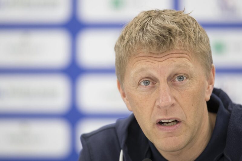 Fotografía de archivo en la que se registró al seleccionador del equipo nacional masculino de fútbol de Jamaica, el islandés Heimir Hallgrimsson. EFE/Valdrin Xhemaj