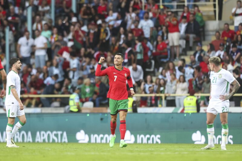 Doblete de Cristiano Ronaldo y nueva marca con Portugal Cristiano Ronaldo