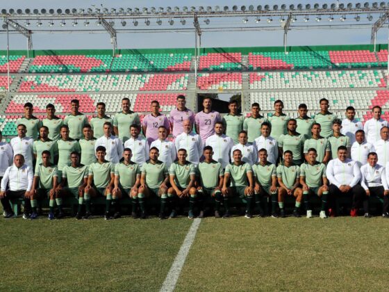Copa América: Análisis de Bolivia La foto oficial de la selección boliviana en el estadio Ramón 'Tahuichi' Aguilera, en Santa Cruz. EFE/Juan Carlos Torrejón.
