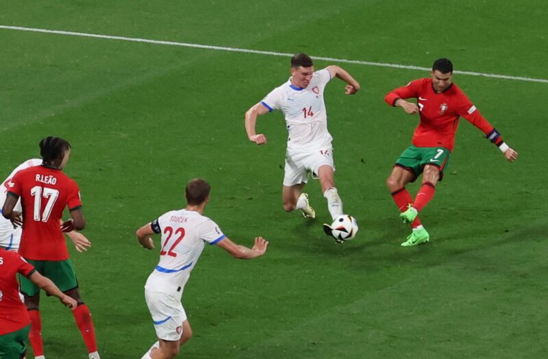 Portugal debut triunfal con mucho sufrimiento Portugal debut triunfal con mucho sufrimiento