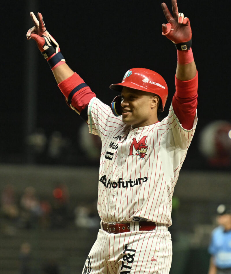 Robinson Canó, campeón de bateo en la Liga Mexicana de Béisbol Fotografía sin fecha cortesía de los Diablos Rojos del México, donde se observa al dominicano Robinson Cano, durante un juego en la Ciudad de México (México). EFE/Diablos Rojos del México/SOLO USO EDITORIAL/SOLO DISPONIBLE PARA ILUSTRAR LA NOTICIA QUE ACOMPAÑA (CRÉDITO OBLIGATORIO)