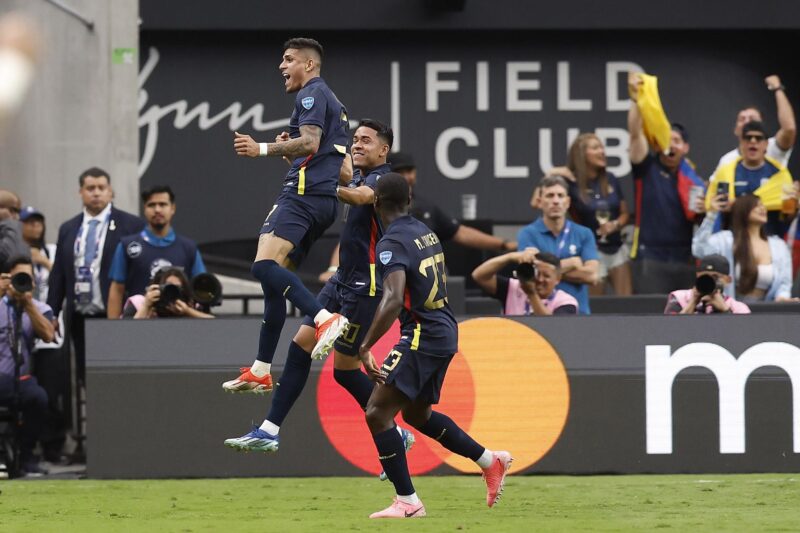 Copa América: Venezuela mete en un lío a México; Ecuador al acecho