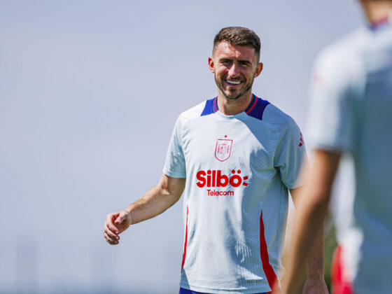 España vs Francia, los 11 datos a seguir de la semifinal de la Euro El defensa español Aymeric Laporte durante el entrenamiento de la selección española de fútbol este martes en el lugar de concentración de Donaueschingen. EFE/RFEF