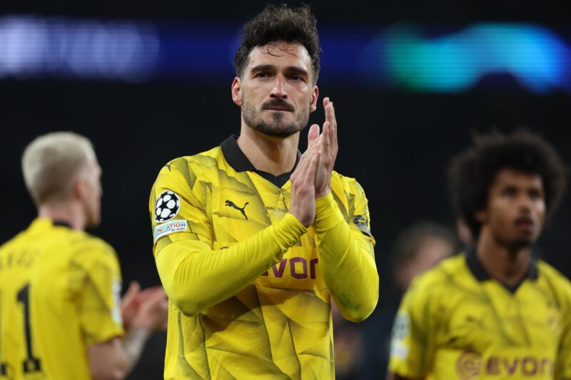 El alemán Mats Hummels, del Borussia Dortmund, tras perder la final de la Liga de Campeones 0-2 frente al Real Madrid. EFE/EPA/ISABEL INFANTES