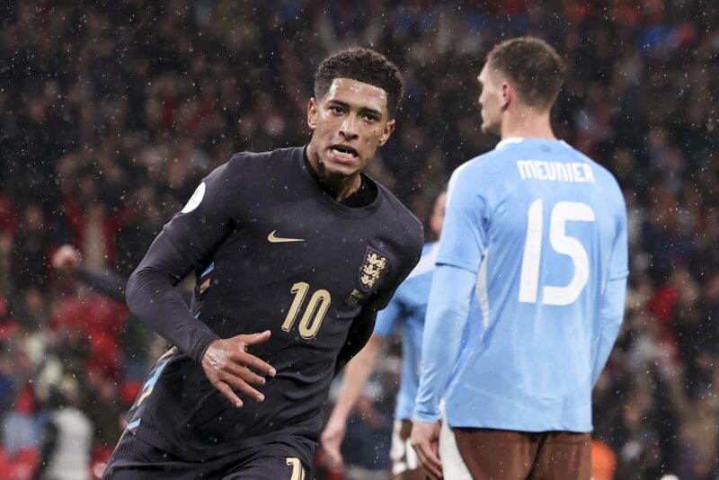Jude Bellingham celebra el gol del empate de Inglaterra ante Bélgica (2-2), en el amistoso disputado el pasado 26 de marzo en Londres. EFE/EPA/ANDY RAIN