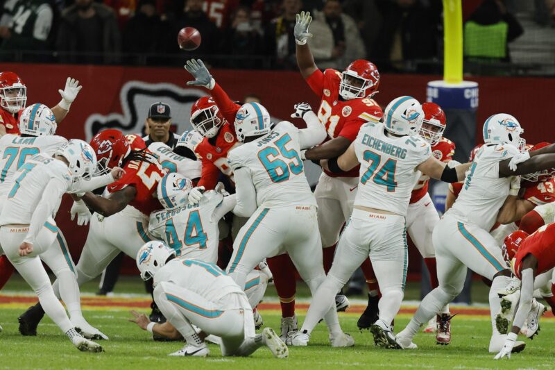 Imagen de archivo0. (Tyreek Hill) EFE/EPA/RONALD WITTEK